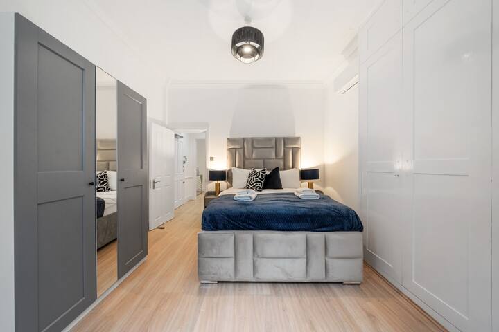 Modern Apartment in Mayfair London gallery image 4
