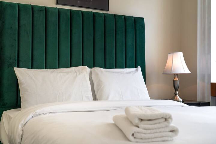 2B Apartment next to Park Lane gallery image 5