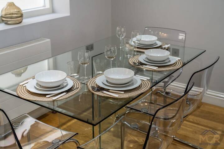 Charming Home in the heart of Mayfair gallery image 4