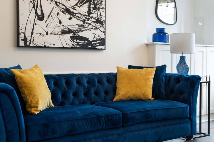 Modern Two-Bedroom Flat in Mayfair gallery image 4