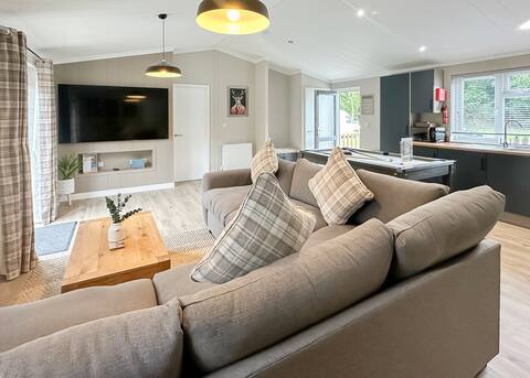 Spa Sensation (Sauna & Hot Tub)