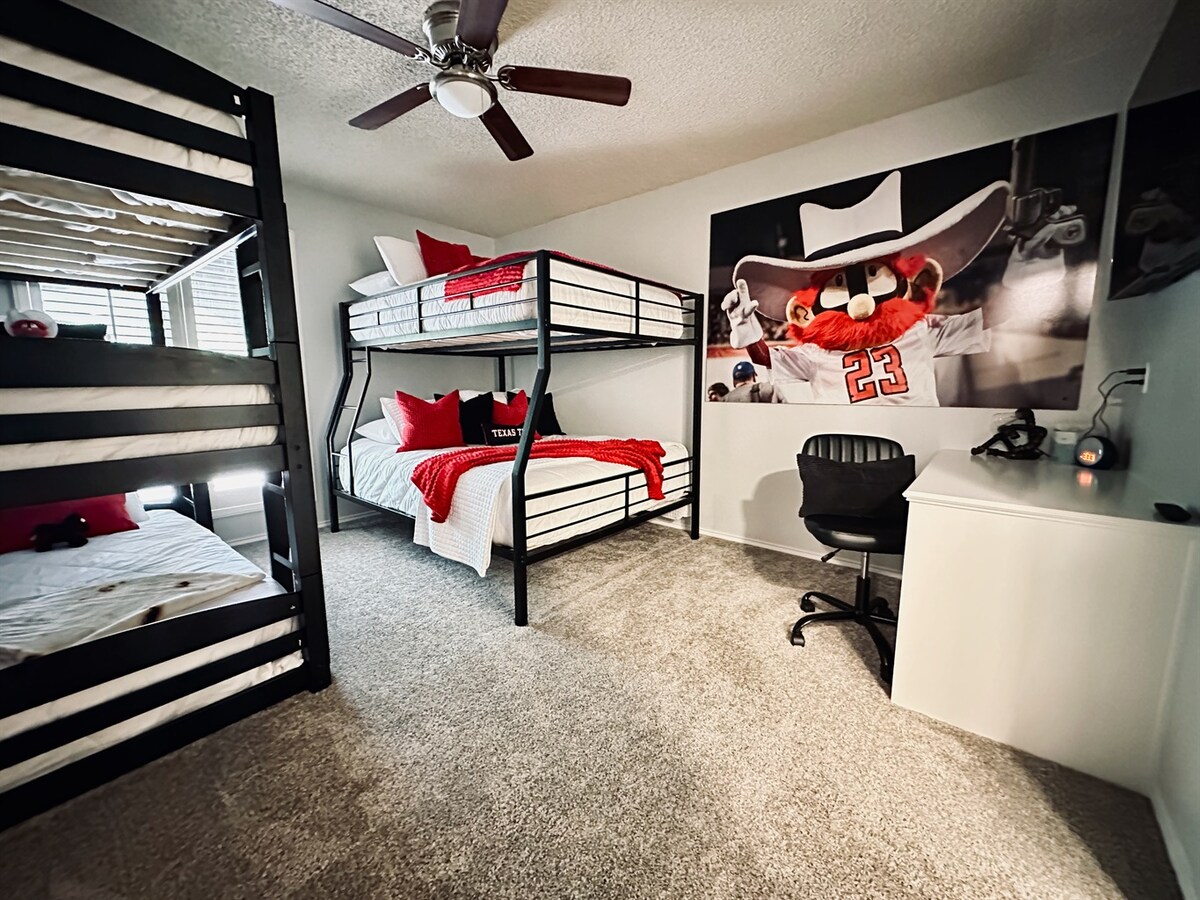 Raider Bunk Room Suite