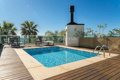 Exclusive Apartment in Bombinhas with Private Pool and Sea View.