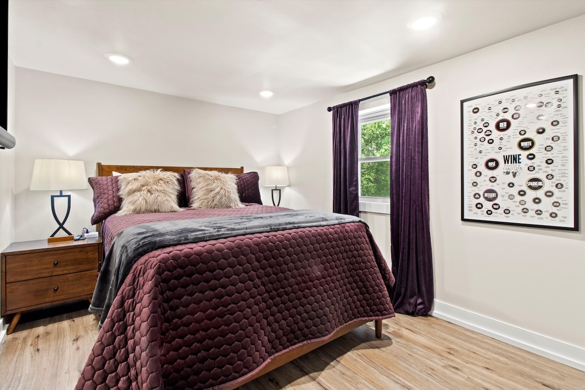 Dormitorio tamaño queen en el tercer piso