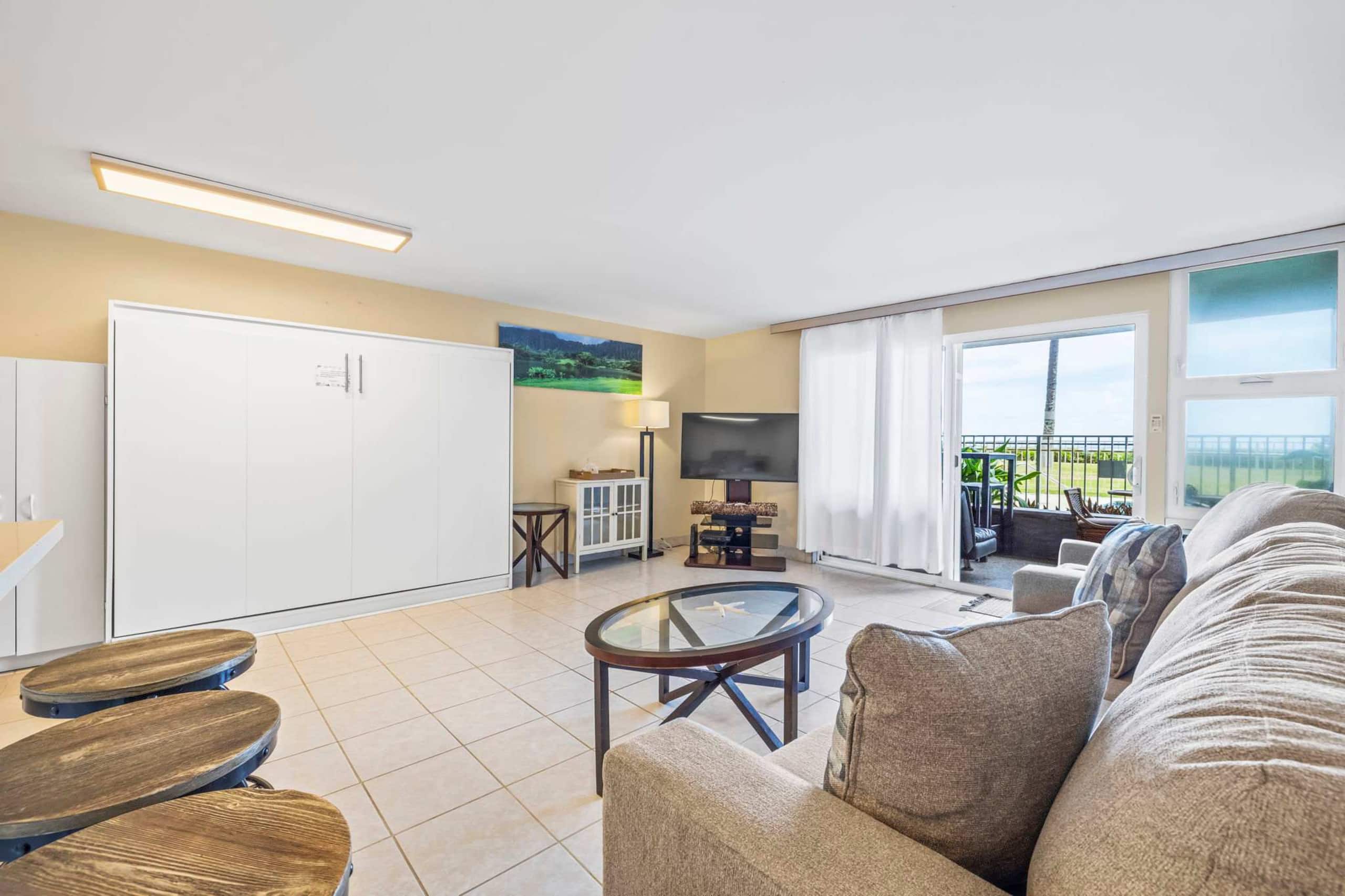 Condo in Hauula · ★4.53 · 1 bedroom · 3 beds · 1 private bath - Image 1