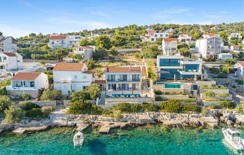 Beautiful home in Sevid