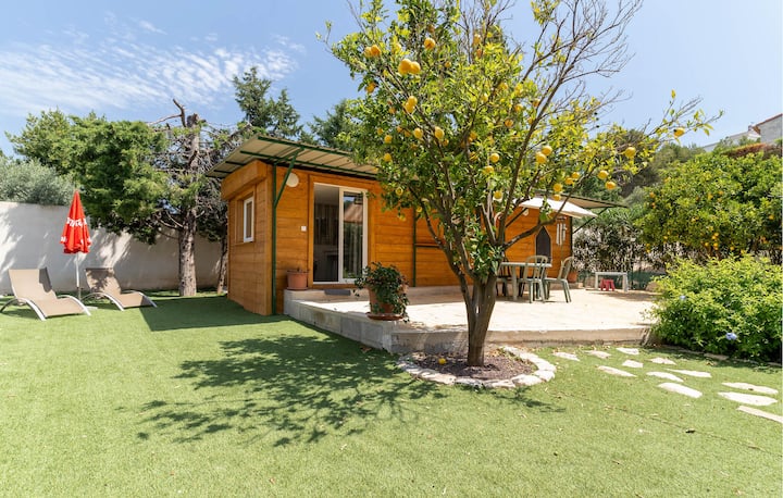 1 Bedroom Cozy Home In Marignane - Marignane
