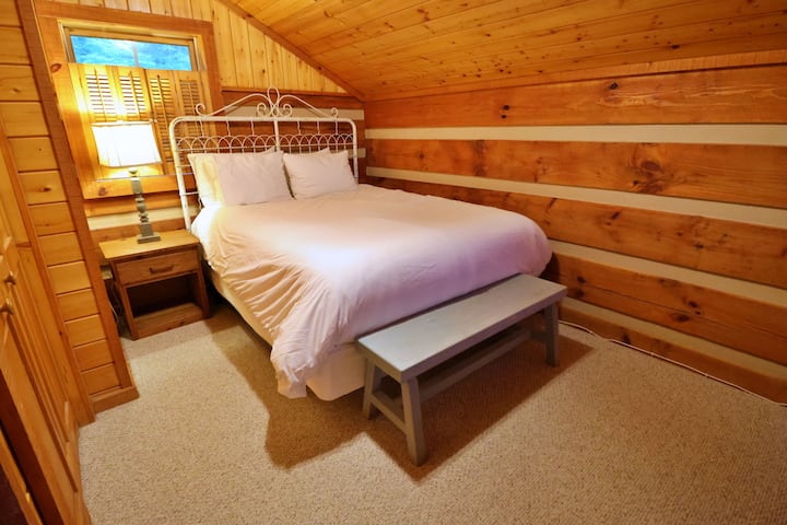 Queen-ის საძინებელი