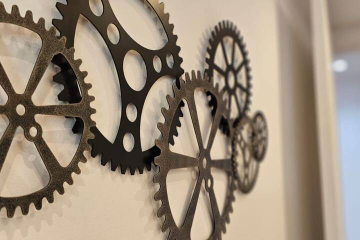 Chic 2 Bed/2 Bath by Old Street Station – Zone 1 gallery image 3