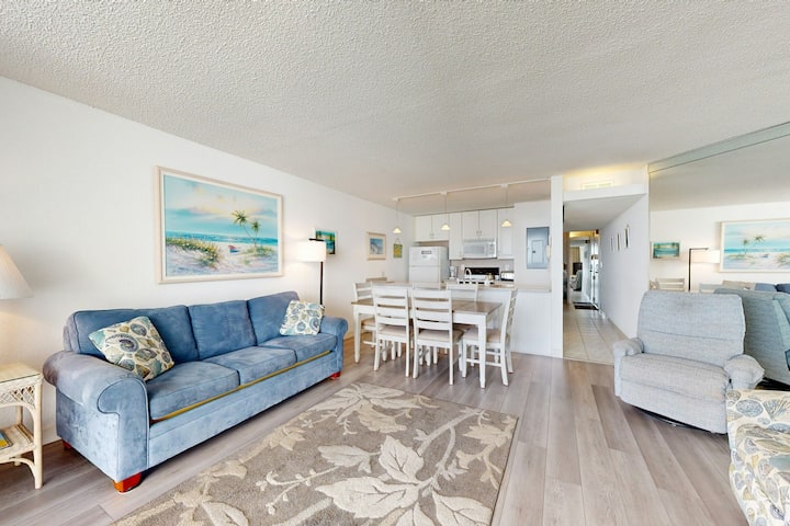 Air-conditioned, Oceanfront Condo With Balcony, Wi - Fenwick Island, DE