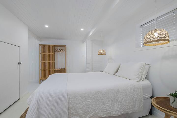 Blanc Whole House gallery image 3