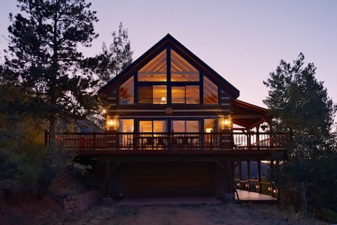 Hillside Cabin - Mt Views - Patio Decks - Hot Tub