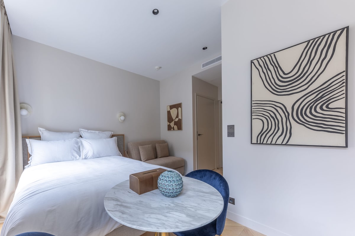 მისაღები ოთახი