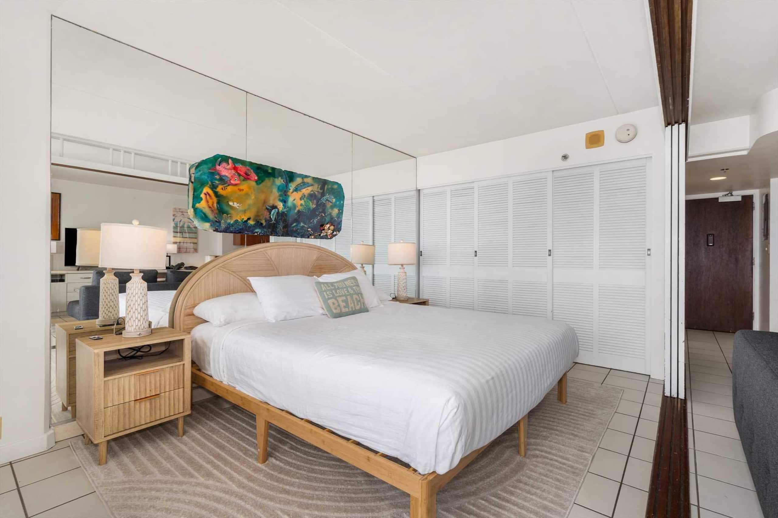 Condo in Honolulu · ★4.59 · 1 bedroom · 2 beds · 1 private bath - Image 13