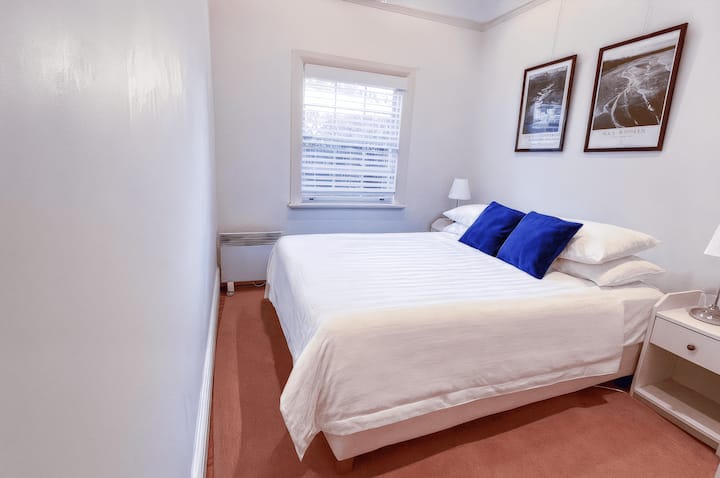 Ბინის სურათები