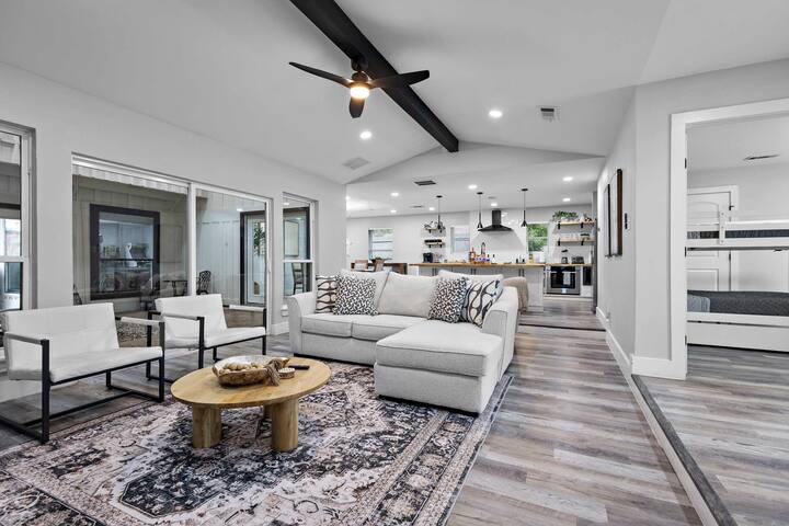 The Fun Haus | Pool | Game Room | Atrium gallery image 4