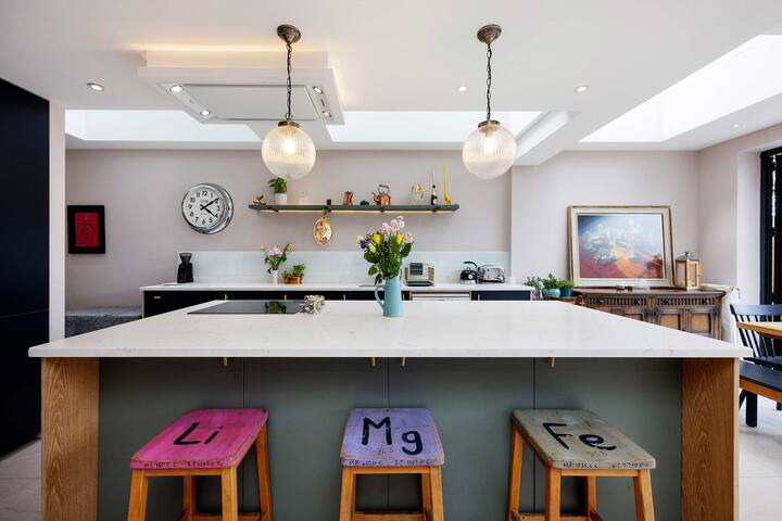 The Wimbledon Retreat by Veeve gallery image 2