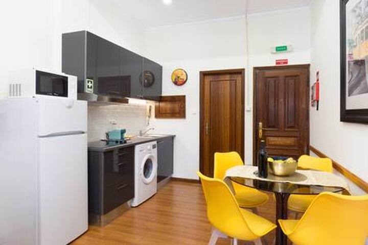 3 Cozy Flats w/Netflix | Ace Location by Host Wise gallery image 4