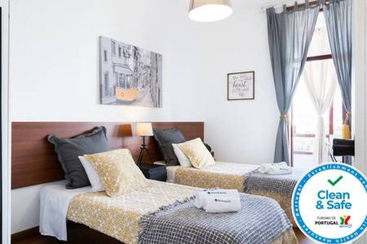 3 Cozy Flats w/Netflix | Ace Location by Host Wise gallery image 3