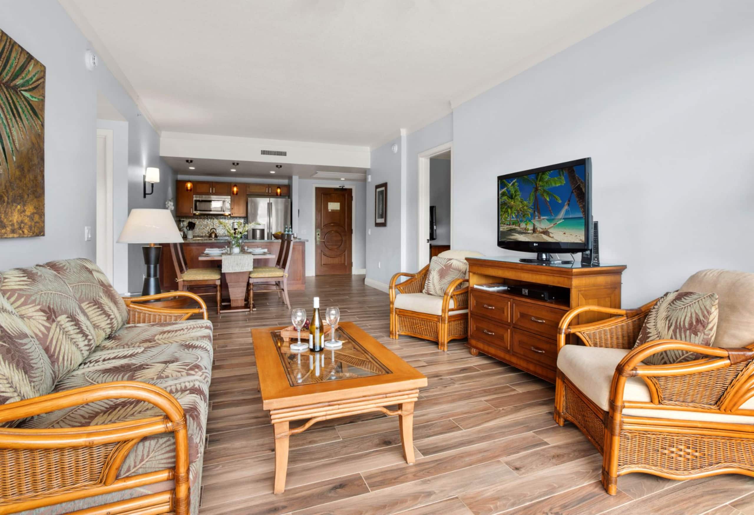 Condo in Lahaina · ★5.0 · 2 bedrooms · 4 beds · 1 bath - Image 16