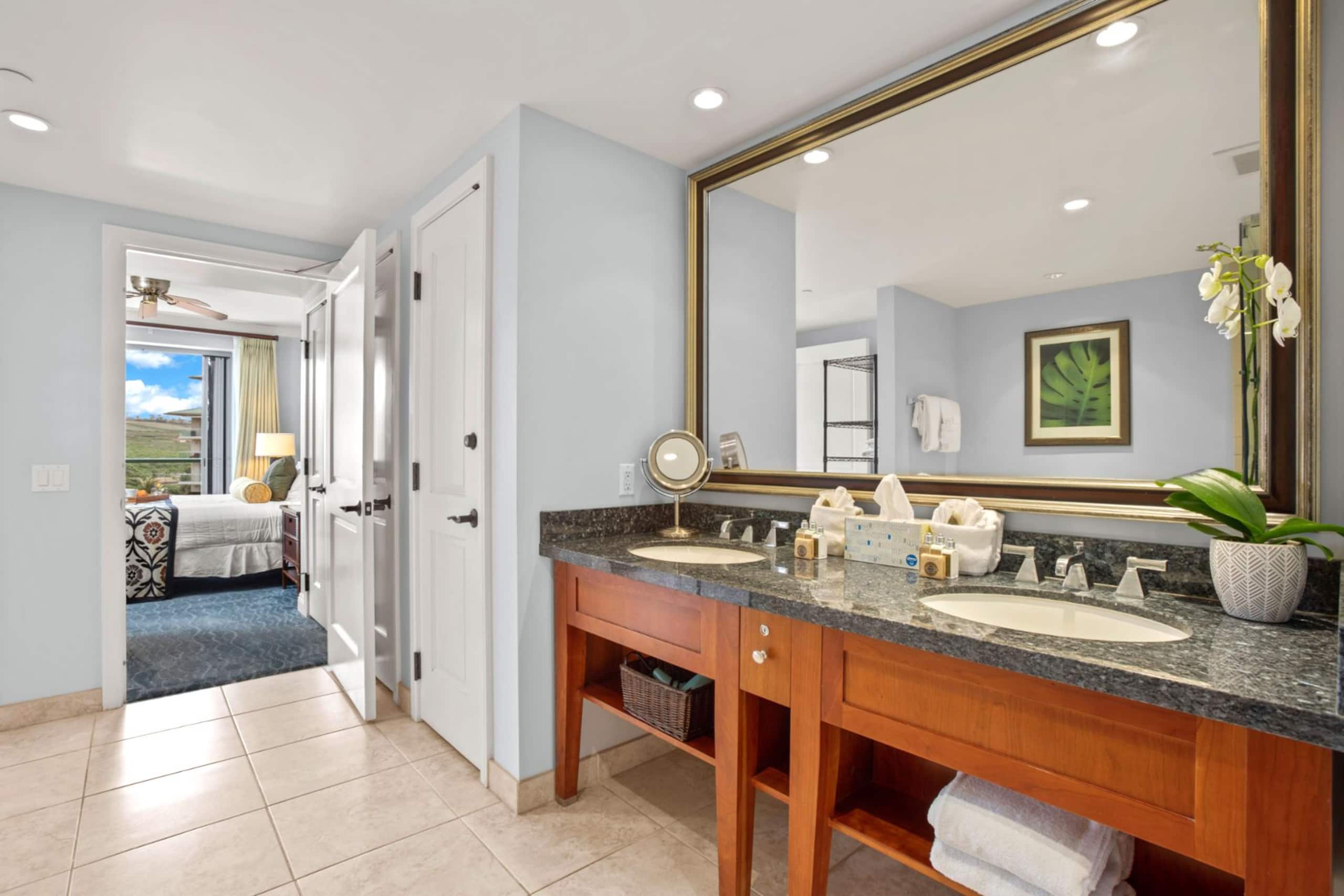 Condo in Lahaina · ★5.0 · 2 bedrooms · 4 beds · 1 bath - Image 34