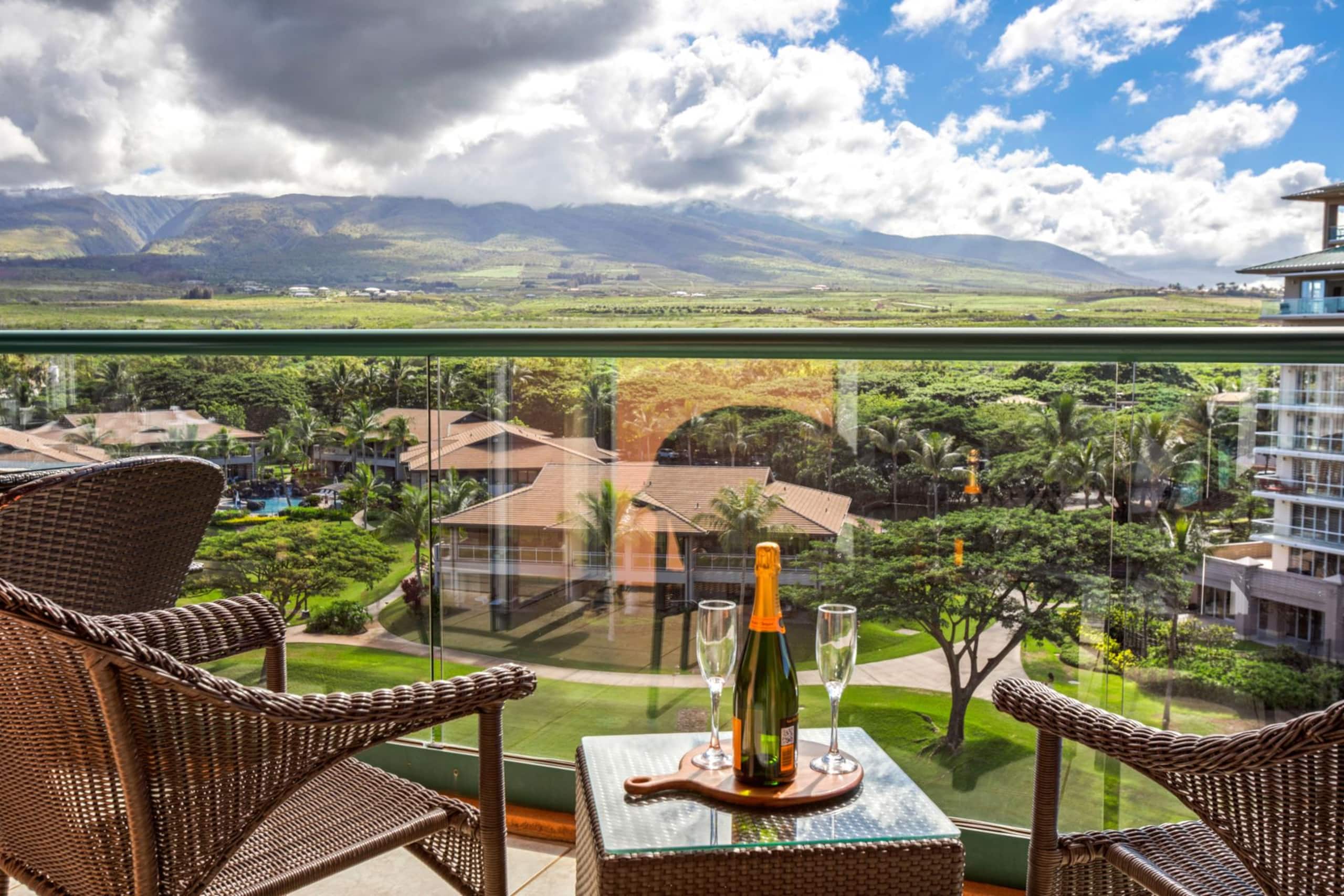 Condo in Lahaina · ★5.0 · 2 bedrooms · 4 beds · 1 bath - Image 40