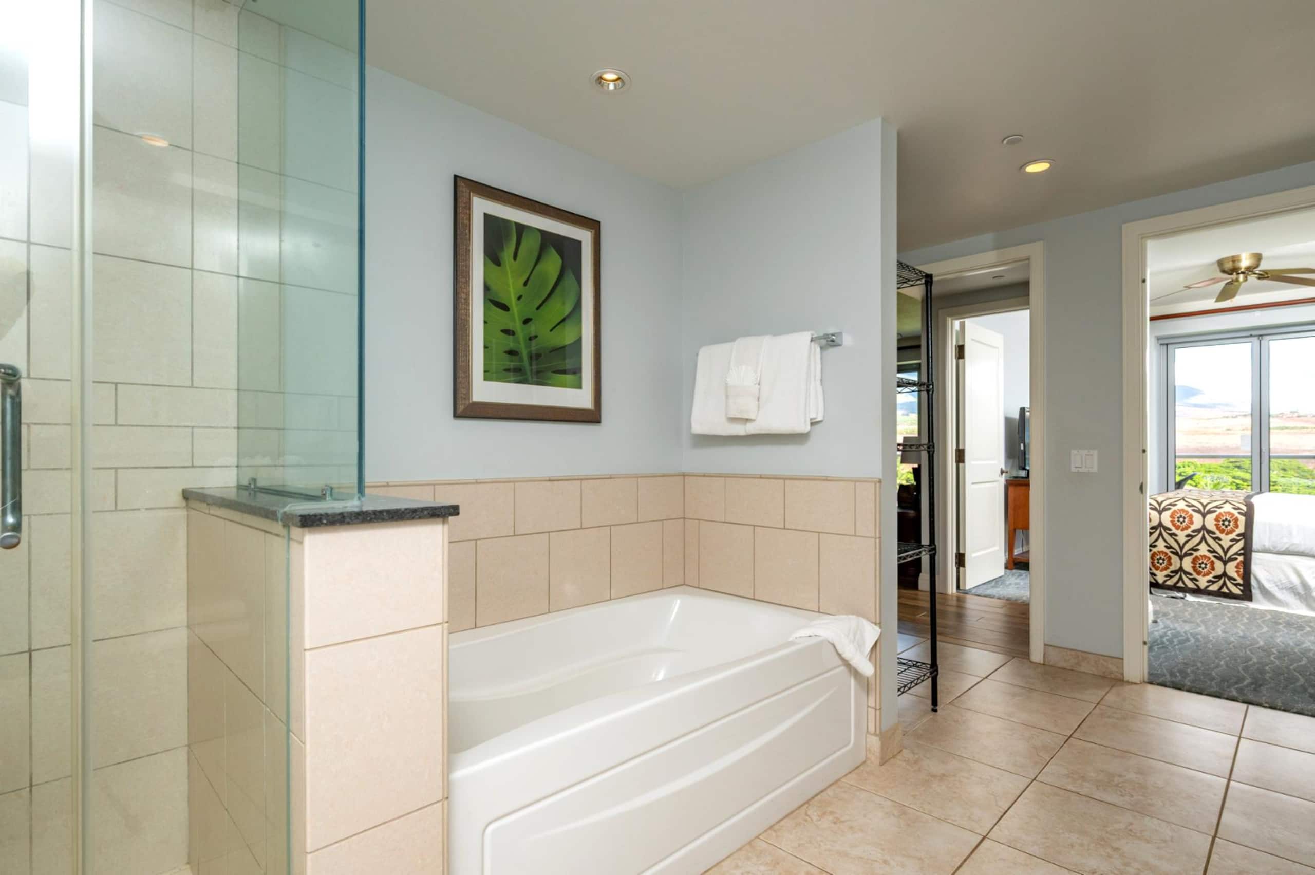 Condo in Lahaina · ★5.0 · 2 bedrooms · 4 beds · 1 bath - Image 32