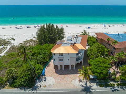 Anna Maria Grand: Gulf Front! On Beach! Sleeps 22