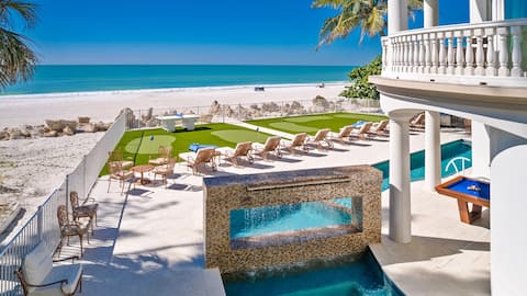 Anna Maria Grand: Gulf Front! On Beach! Sleeps 22