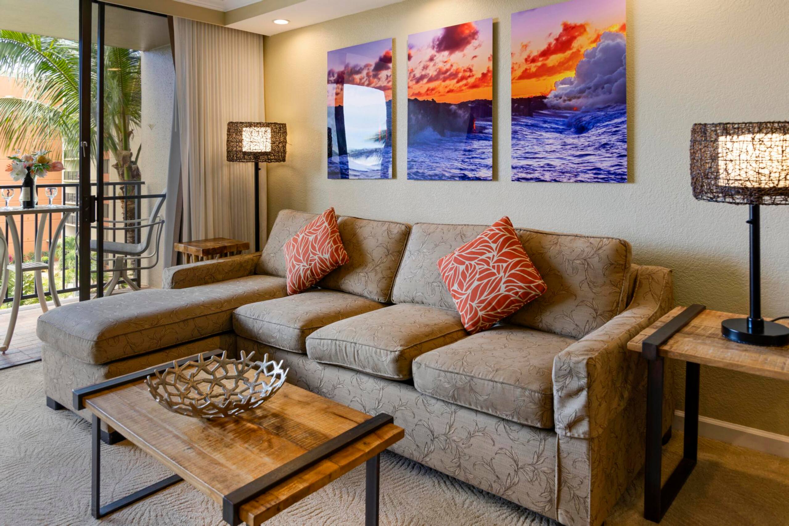 Home in Lahaina · ★4.76 · 1 bedroom · 2 beds · 1 bath - Image 2