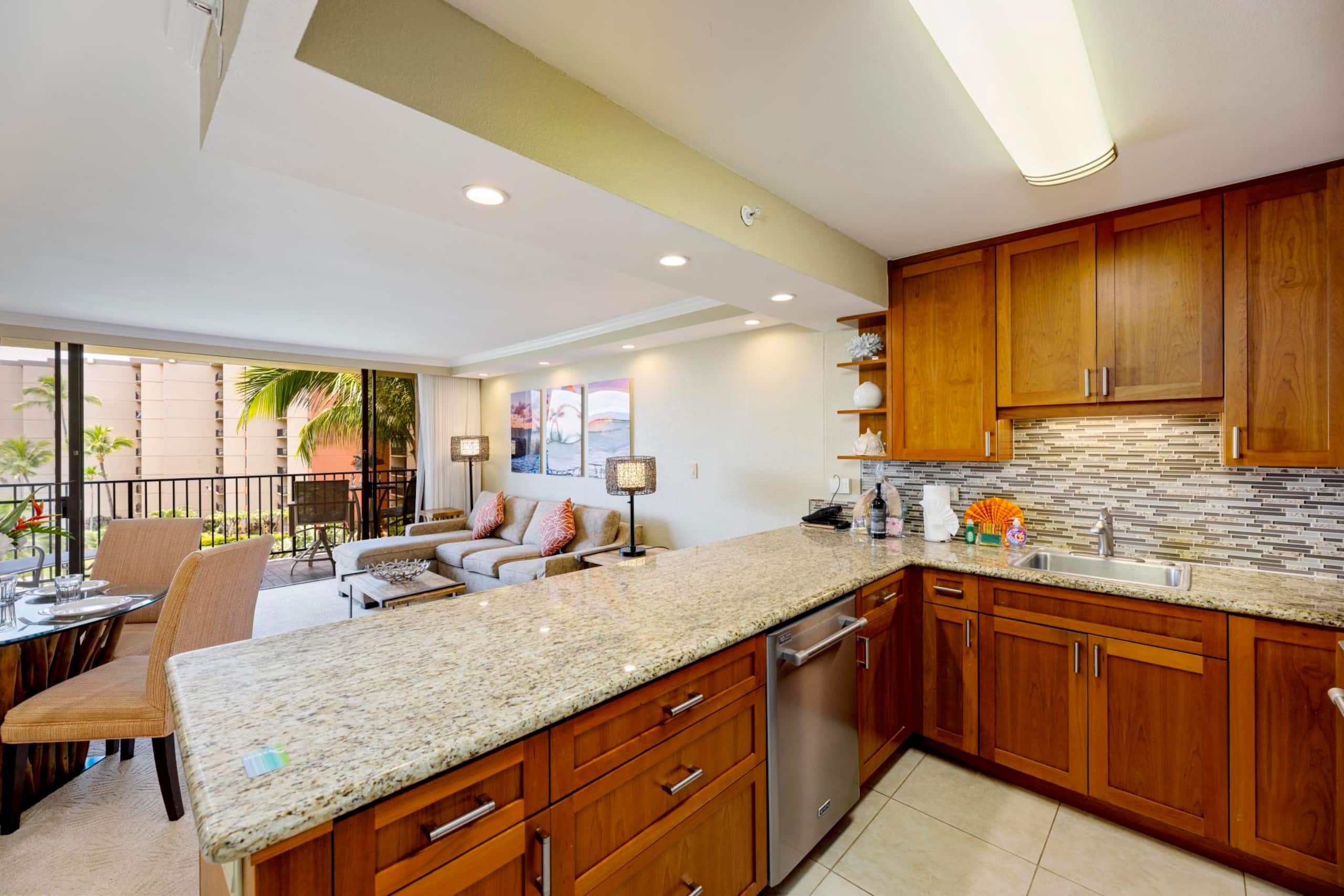 Home in Lahaina · ★4.76 · 1 bedroom · 2 beds · 1 bath - Image 9