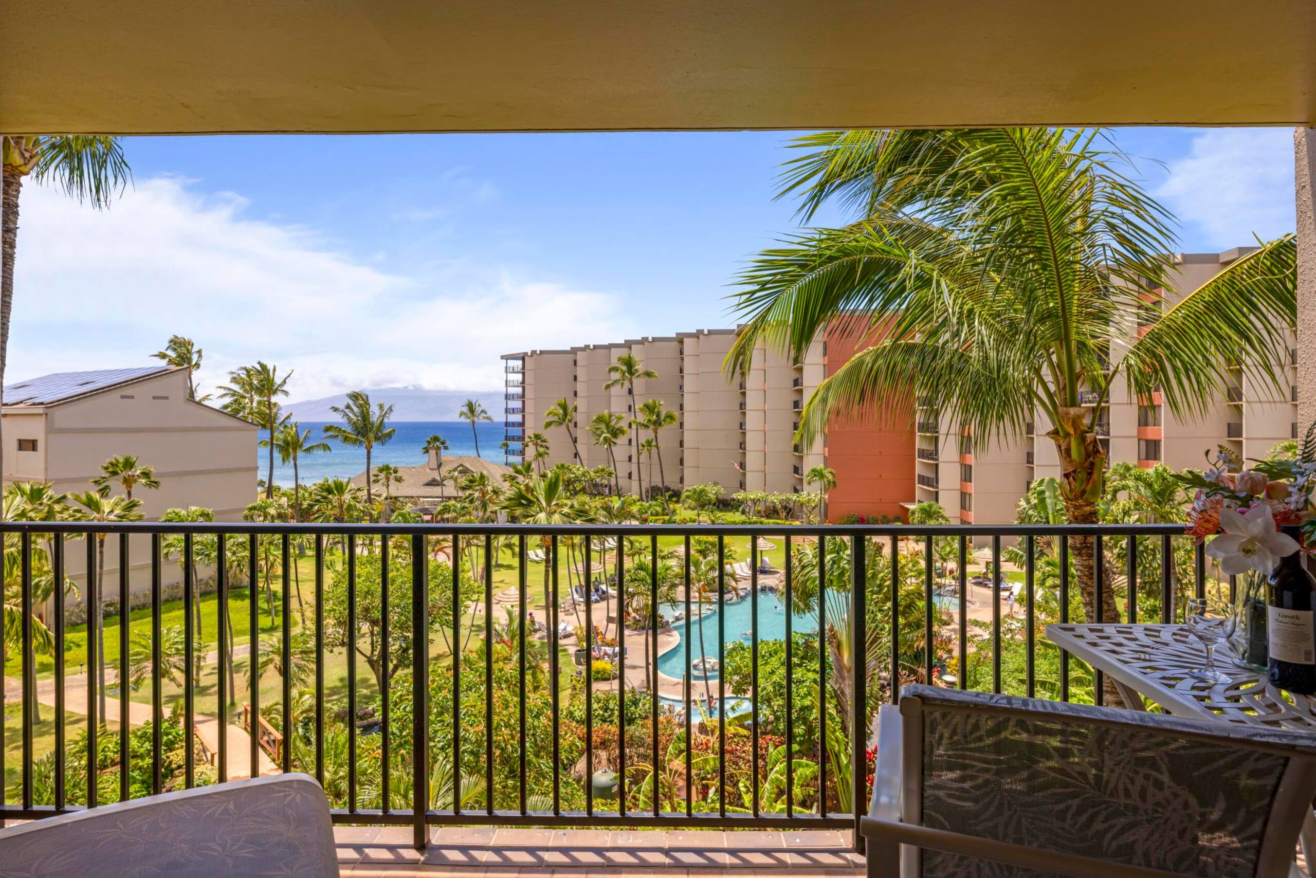Home in Lahaina · ★4.76 · 1 bedroom · 2 beds · 1 bath - Image 37
