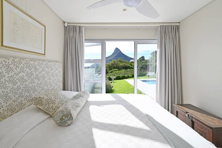 Ocean & Mountain views Pool & Terrace