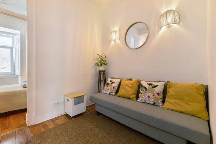 Mouraria Flat 1D By Insighthome gallery image 2