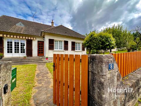 Family Home and Nature in Eymoutiers