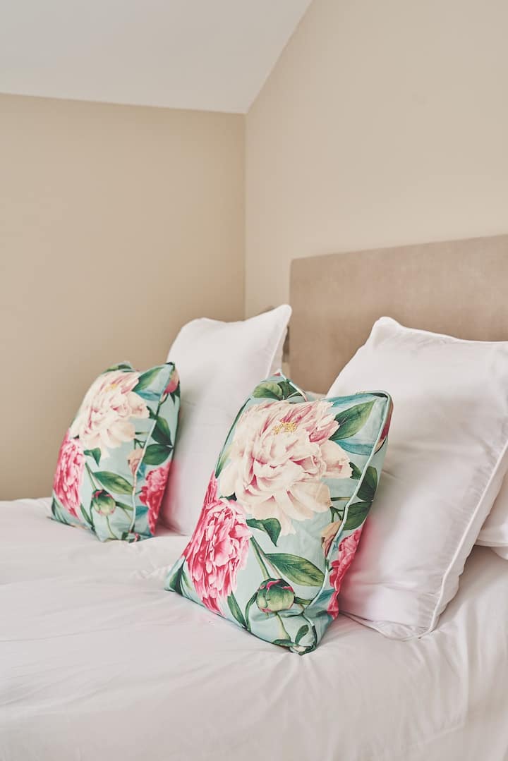 Spavaća soba u Coastal Manor Retreatu, Hampshire