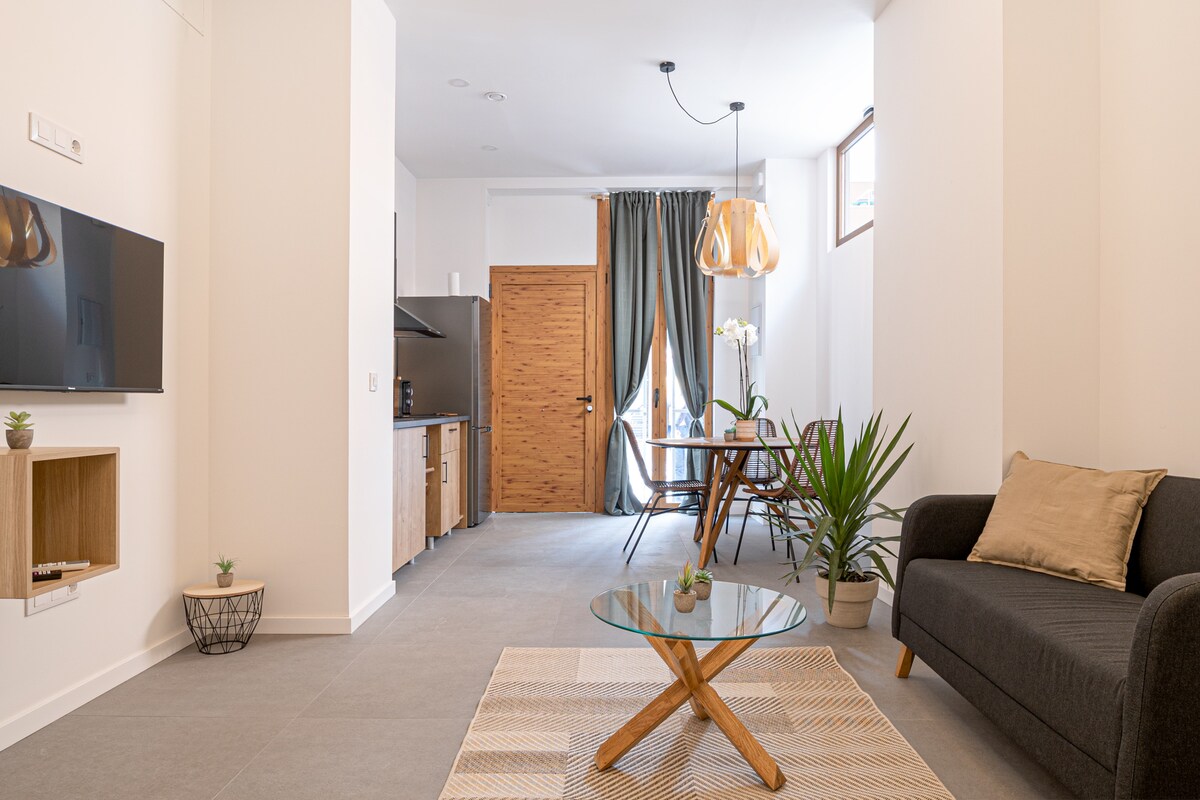 Propiedad de Airbnb exitosa: Loft · near AVE station Es1 en Jesús