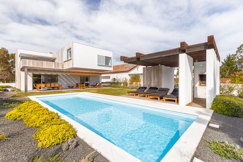Top Airbnb: 4-bed Villa in Comporta em Comporta