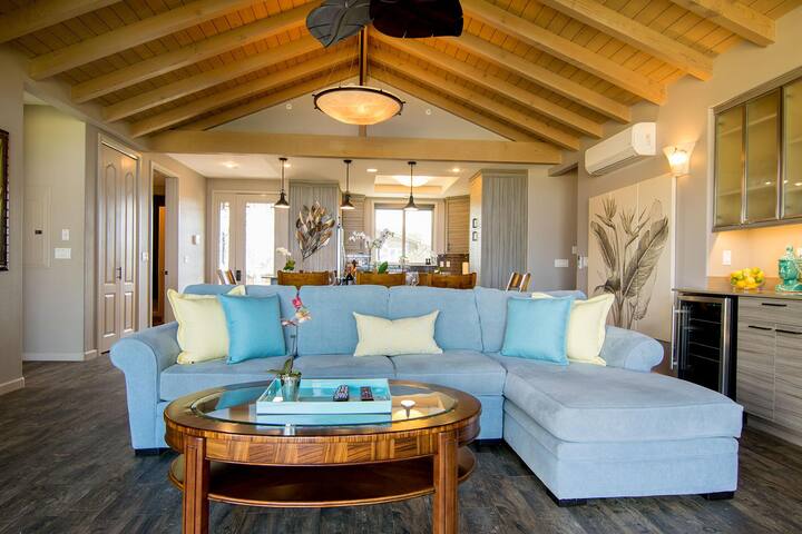 Oceanfront Perfection with Outstanding Service gallery image 5