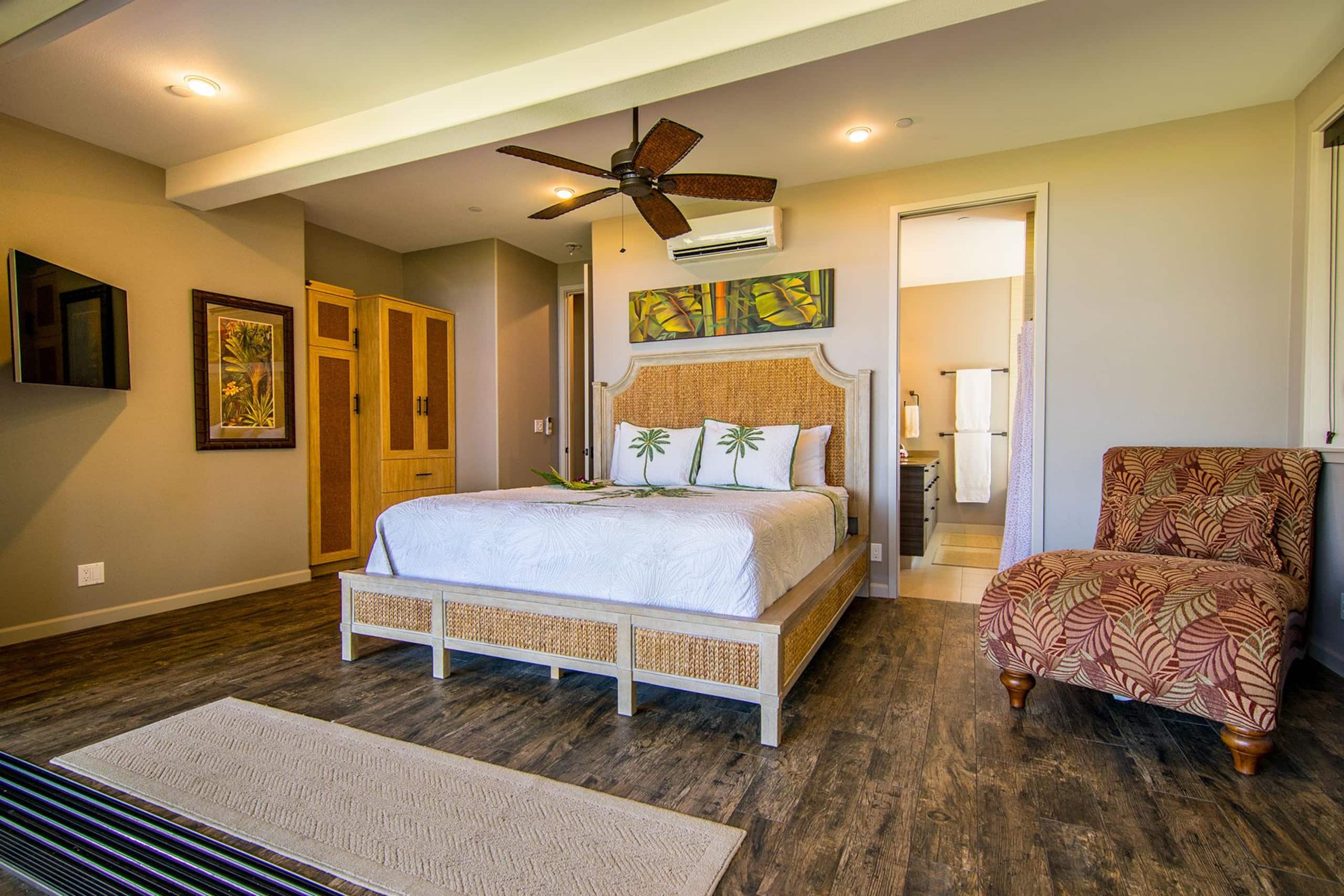 Villa in Kihei · ★4.95 · 8 bedrooms · 9 beds · 6.5 baths - Image 25