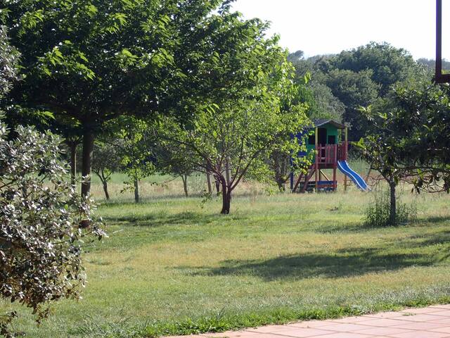 Renovated country house, isolated yet accessible gallery image 4