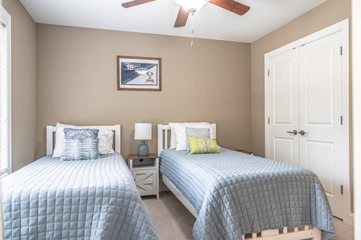 2号卧室- 2张单人床