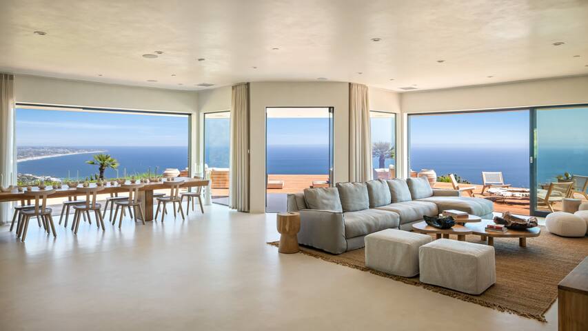 Malibu Blufftop Estate | 360 Ocean Views | Pt Dume gallery image 5