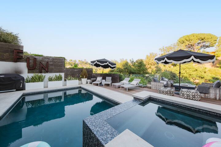 Modern Hilltop Haven Minutes from Sunset Blvd gallery image 5