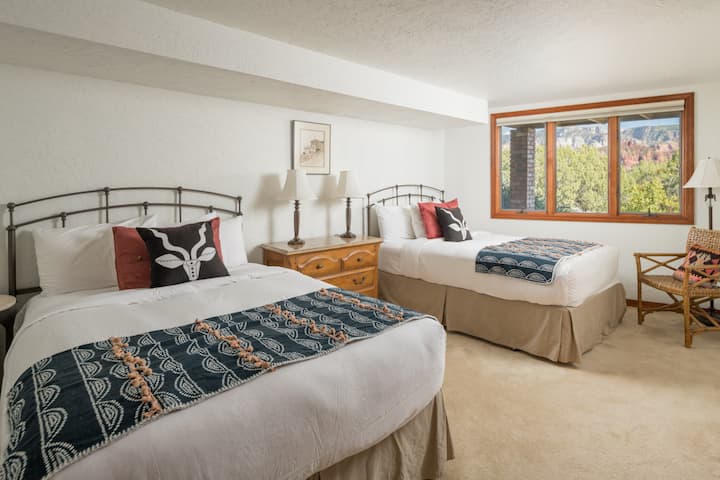 20251001_CJ Tronnier Gershon_485 Oak Creek Cliffs Dr_0001