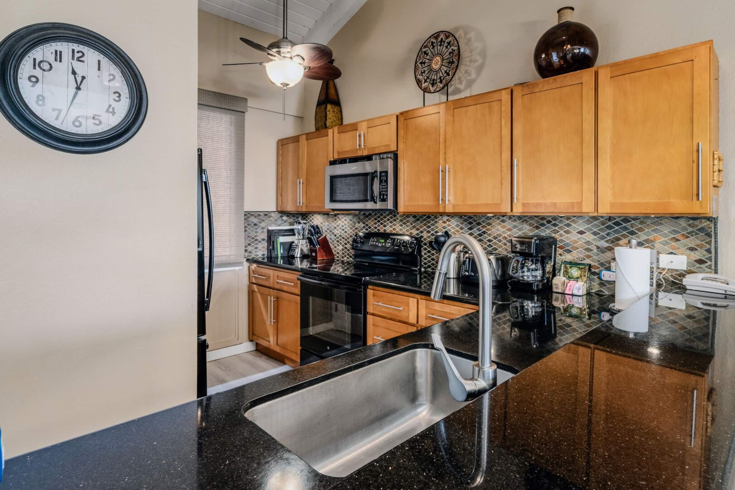 Condo in Kihei · ★4.84 · 3 bedrooms · 5 beds · 3 baths - Image 24