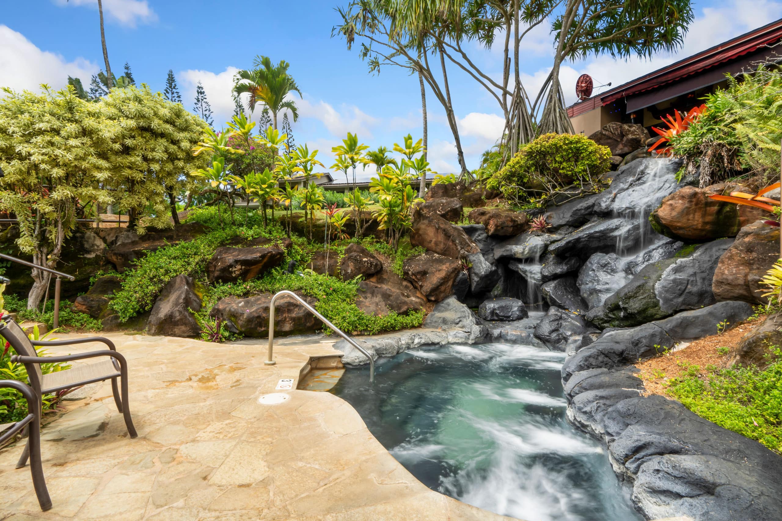 Condo in Princeville · ★4.95 · 2 bedrooms · 3 beds · 2 baths - Image 15