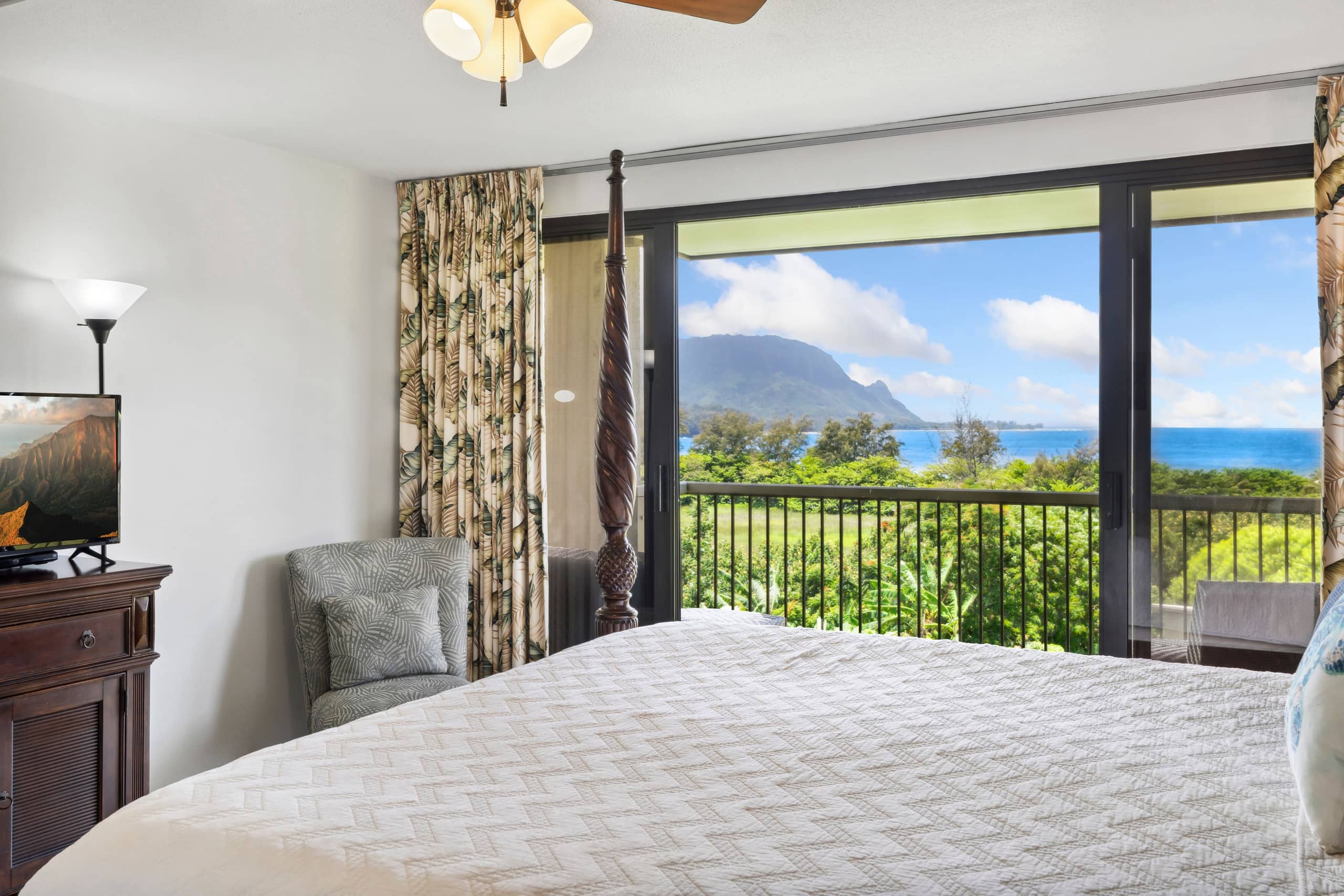 Condo in Princeville · ★4.95 · 2 bedrooms · 3 beds · 2 baths - Image 37