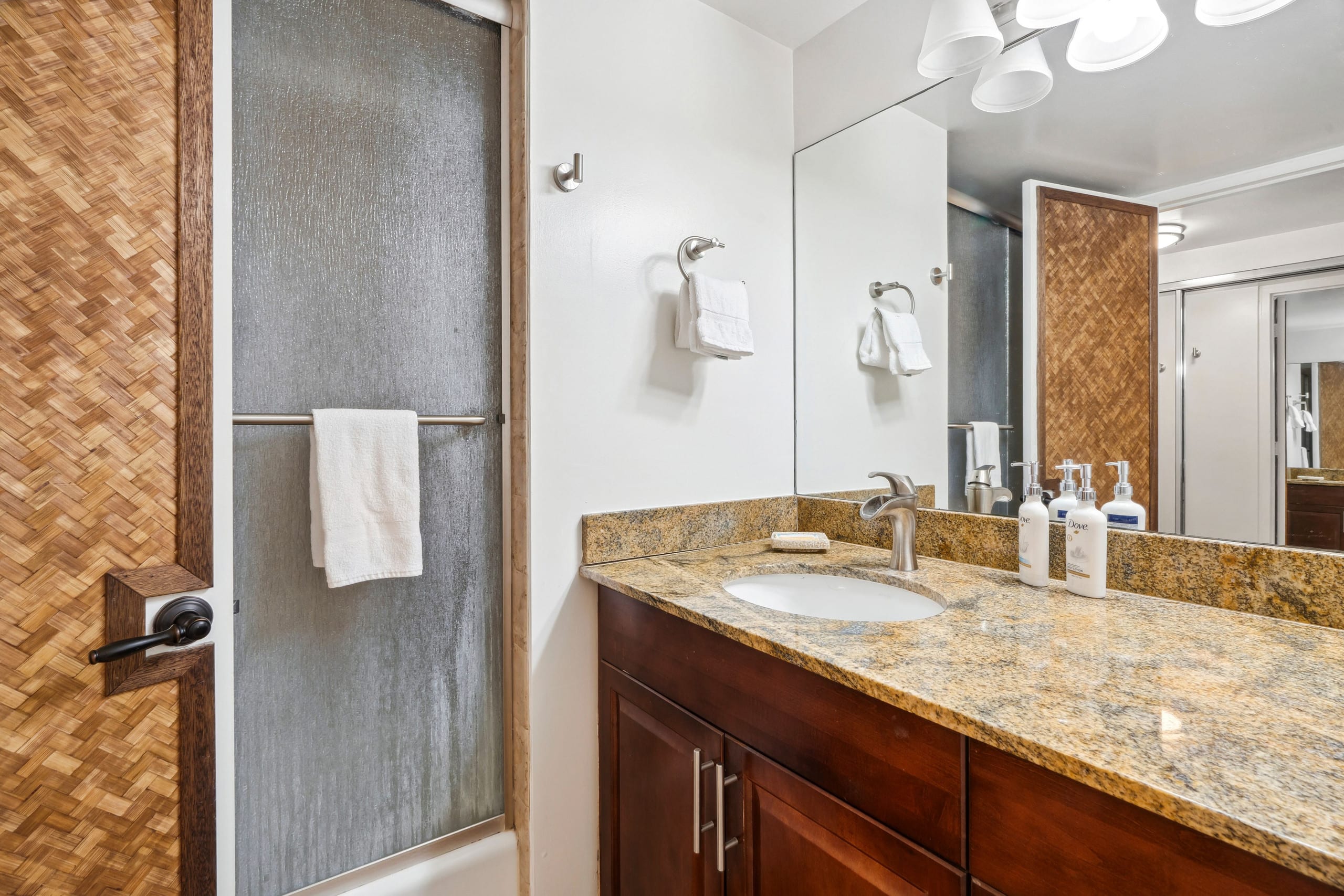 Condo in Princeville · ★4.95 · 2 bedrooms · 3 beds · 2 baths - Image 51