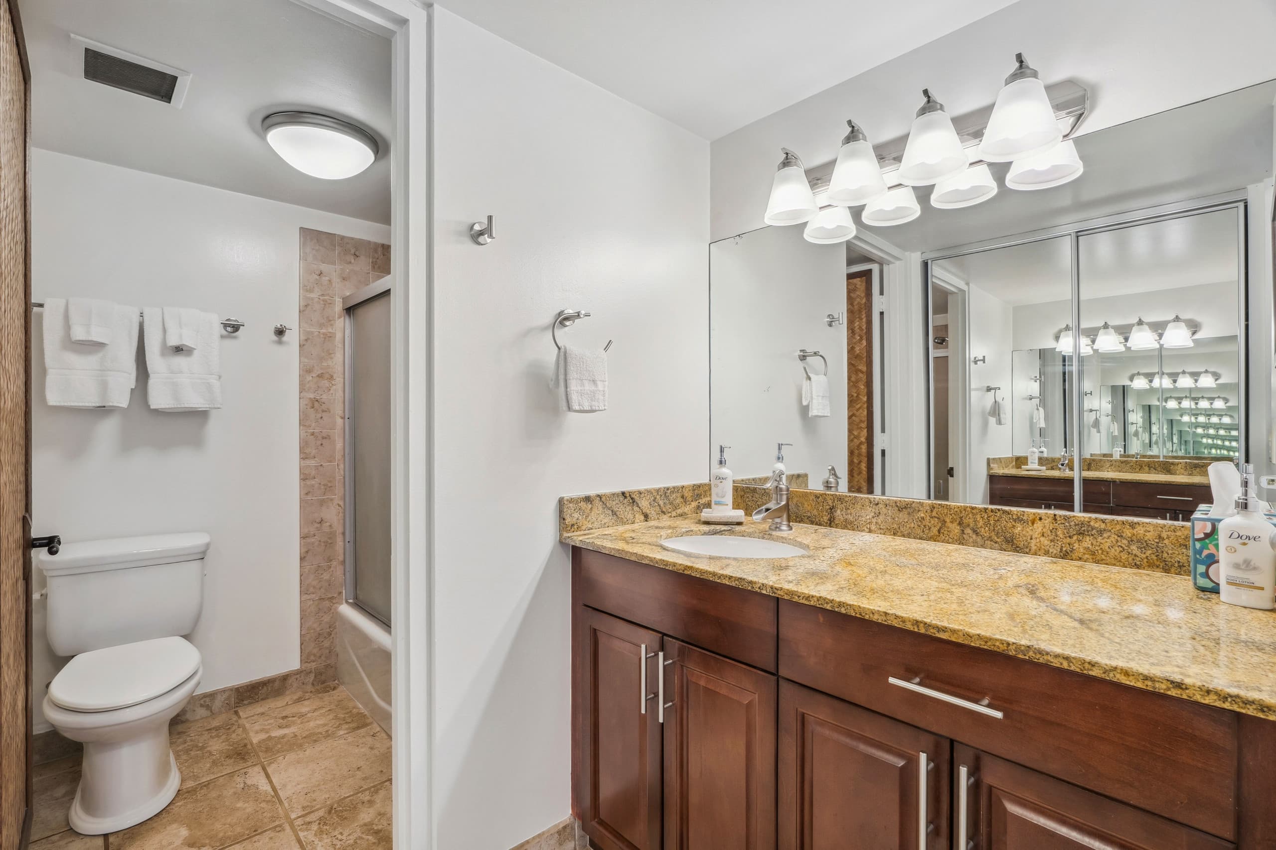 Condo in Princeville · ★4.95 · 2 bedrooms · 3 beds · 2 baths - Image 42